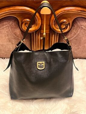 Furla Black Leather with Gold Logo shoulder bag